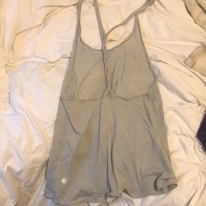 Lululemon tank!